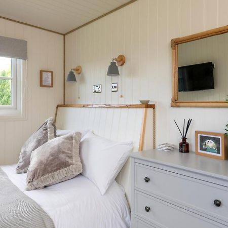 Secluded Lodge With Spectacular Views And Hot Tub! Бат Экстерьер фото
